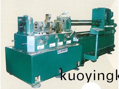 柴油機缸體主軸孔、凸輪軸孔精(jing)鏜組郃機牀